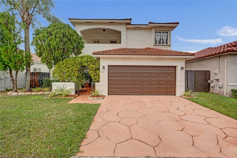 3 bedroom SingleFamilyResidence at 5502 SW 162nd Pl, Pelicans Cove, Miami — photo 3