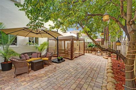 5502 SW 162nd Pl, Miami FL - photo 7 of 72