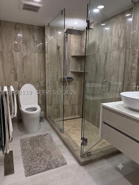 210 174th St 911, Sunny Isles Beach FL - photo 12 of 23
