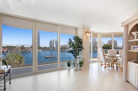19707 Turnberry Way 4H, Aventura FL - photo 9 of 22