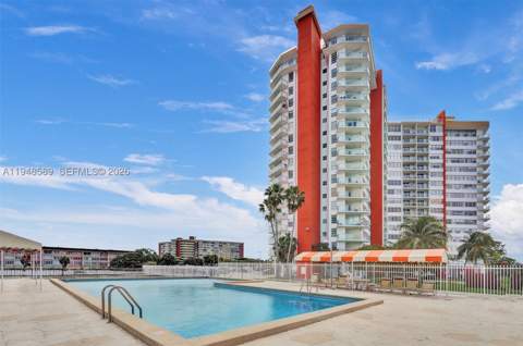 1301 NE Miami Gardens Dr 501W, Miami FL - photo 18 of 19