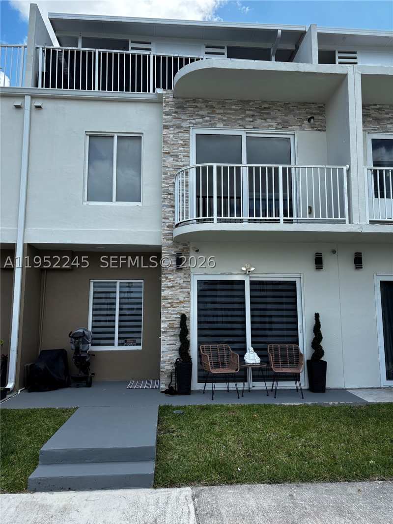 4 bedroom Townhouse at 25912 SW 139th Ct, Paradise Gardens, Homestead — photo 1