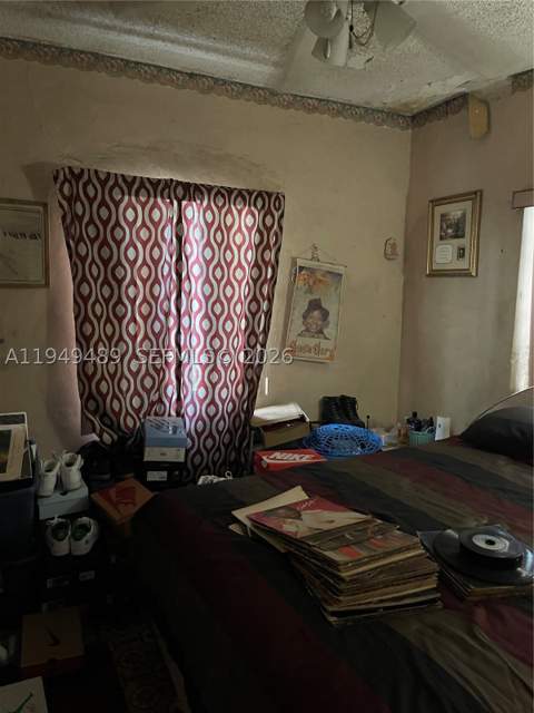1120 NW 31st St, Miami FL - photo 8 of 10
