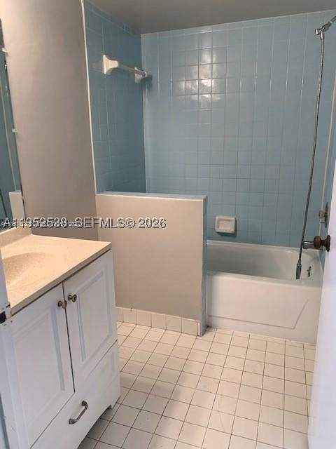 840 Independence Dr 840F, Homestead FL - photo 6 of 46