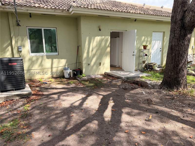 2 bedroom Townhouse at 13264 Old Biscayne Dr 405, Old Biscayne Villas Condo, Homestead — photo 4