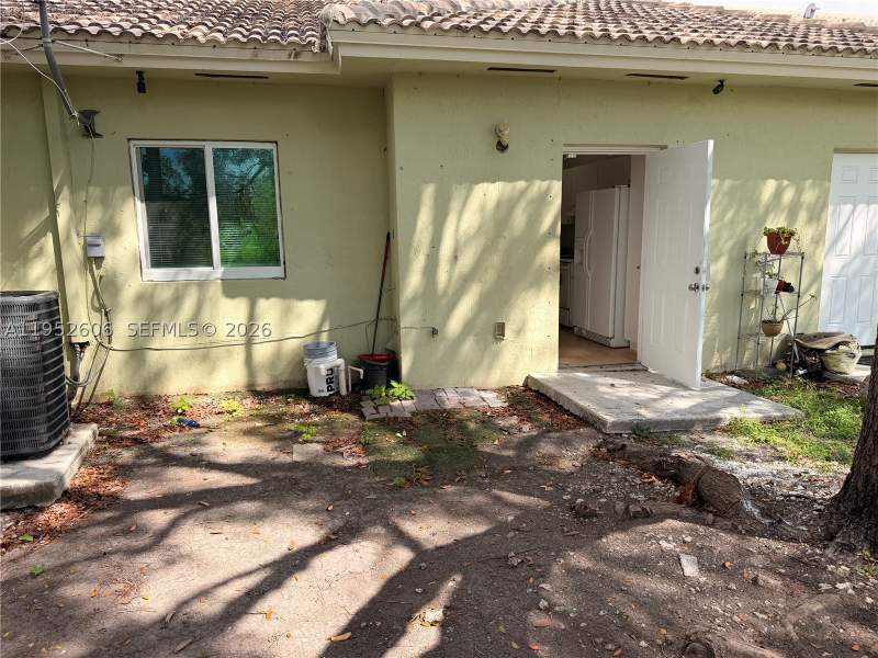 2 bedroom Townhouse at 13264 Old Biscayne Dr 405, Old Biscayne Villas Condo, Homestead — photo 5