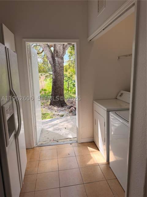 13264 Old Biscayne Dr 405, Homestead FL - photo 7 of 28