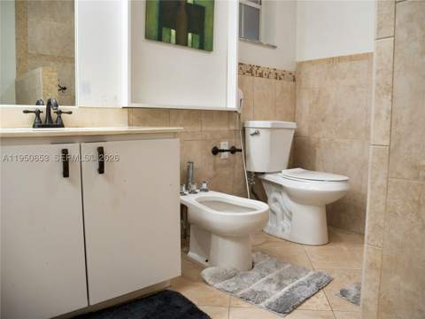 9420 SW 212th Terrace, Cutler Bay FL - photo 7 of 18