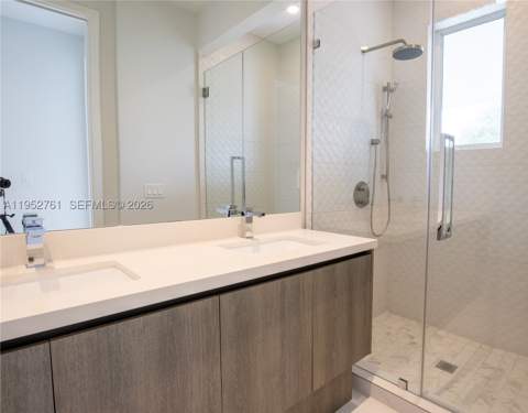3376 Day Ave #B, Miami FL - photo 9 of 19