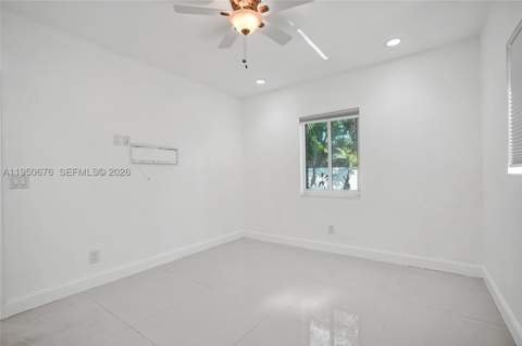 1995 N Hibiscus Dr, North Miami FL - photo 23 of 48
