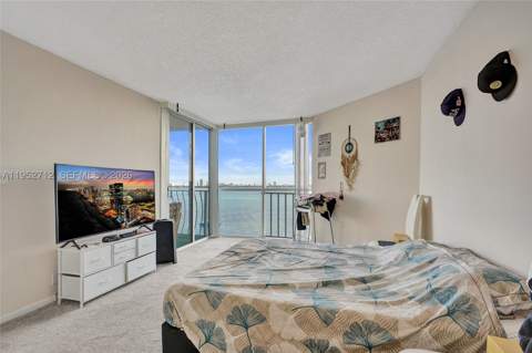 7601 E Treasure Dr 1120, North Bay Village FL - photo 15 of 32