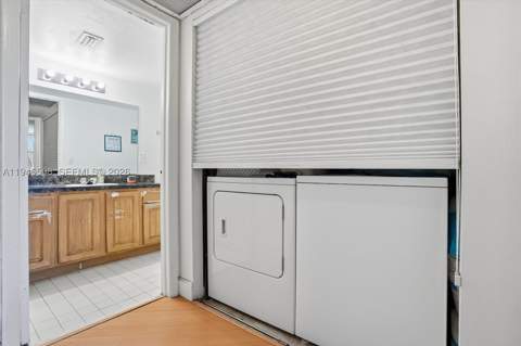 8363 Lake Dr 503, Doral FL - photo 11 of 26