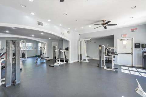 8363 Lake Dr 503, Doral FL - photo 18 of 26