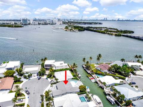 1250 NE 82nd St, Miami FL - photo 14 of 87