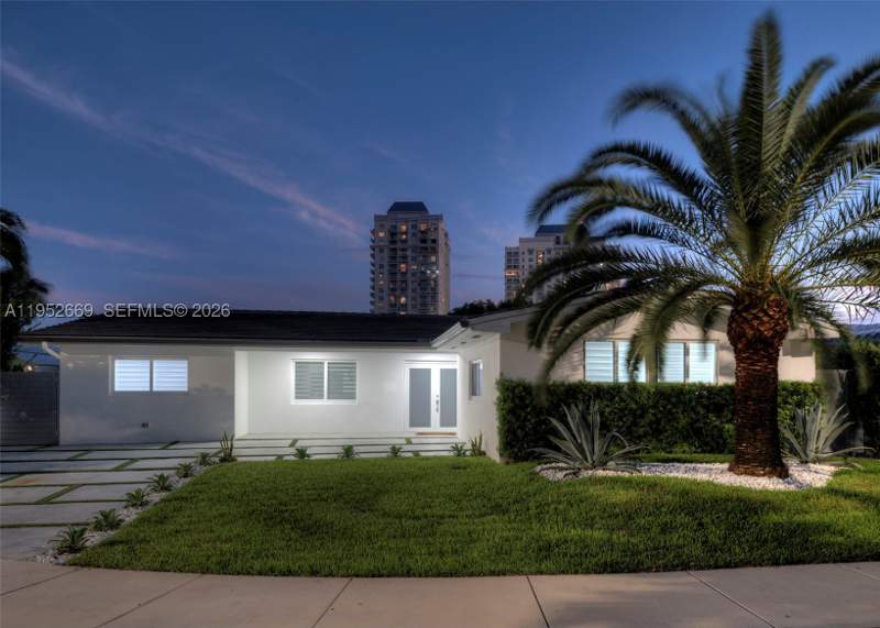 4 bedroom SingleFamilyResidence at 1250 NE 82nd St, Bay Crest Sec 3, Miami — photo 3