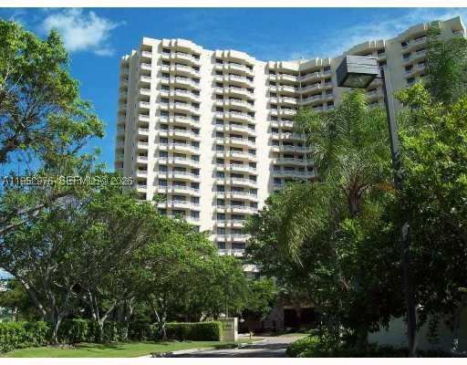 2 bedroom Condominium at 3300 NE 192nd St 914, Parc Central Aventura Eas, Aventura — photo 1