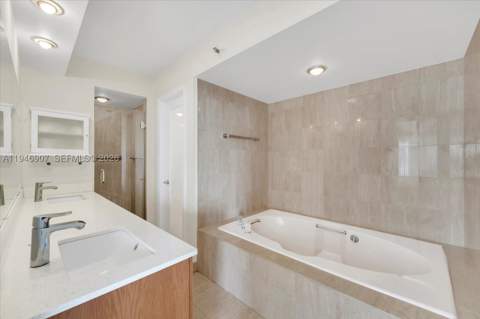 2843 S Bayshore Dr 11C, Miami FL - photo 10 of 25