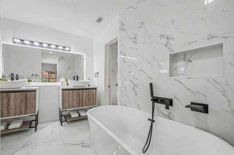 15815 SW 85th Ave, Palmetto Bay FL - photo 17 of 26