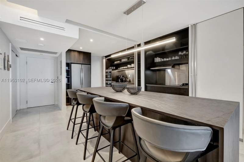2 bedroom Condominium at 2301 Collins Ave 634/635, Roney Palace Condo, Miami Beach — photo 5
