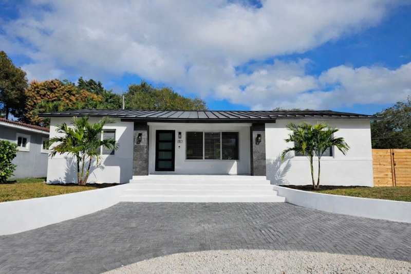 4 bedroom SingleFamilyResidence at 8801 N Miami Avenue, El Portal Sec 05, El Portal — photo 1