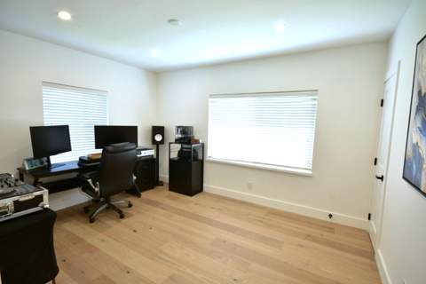 8801 N Miami Avenue, El Portal FL - photo 19 of 44