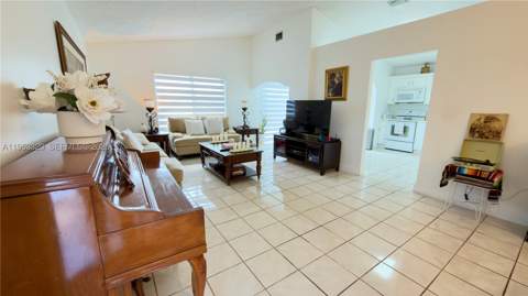 7220 SW 149th Ct, Miami FL - photo 8 of 38