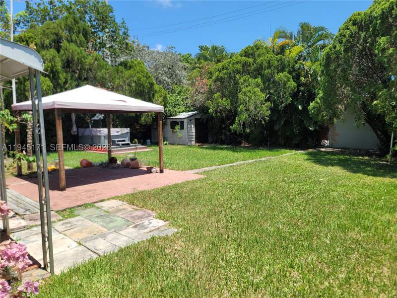 2 bedroom SingleFamilyResidence at 1300 Marseille Dr, 2nd Rev Pl Of Port Of Oce, Miami Beach — photo 3