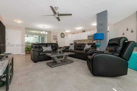 7135 Collins Ave 722, Miami Beach FL - photo 16 of 24