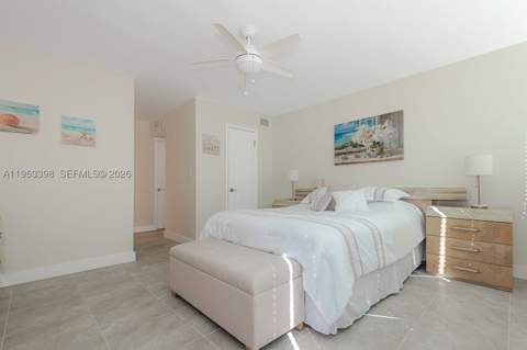7135 Collins Ave 722, Miami Beach FL - photo 19 of 24