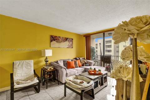 8145 NW 7th St 315, Miami FL - photo 22 of 43