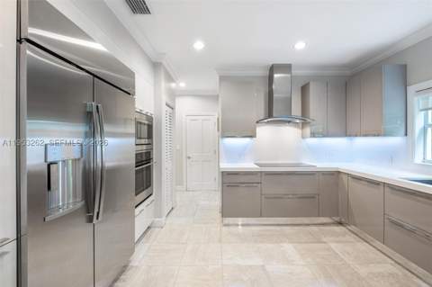 164 W Mashta Dr, Key Biscayne FL - photo 11 of 34