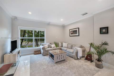 164 W Mashta Dr, Key Biscayne FL - photo 17 of 34
