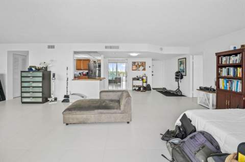 16558 NE 26th Avenue 6c, North Miami Beach FL - photo 17 of 21