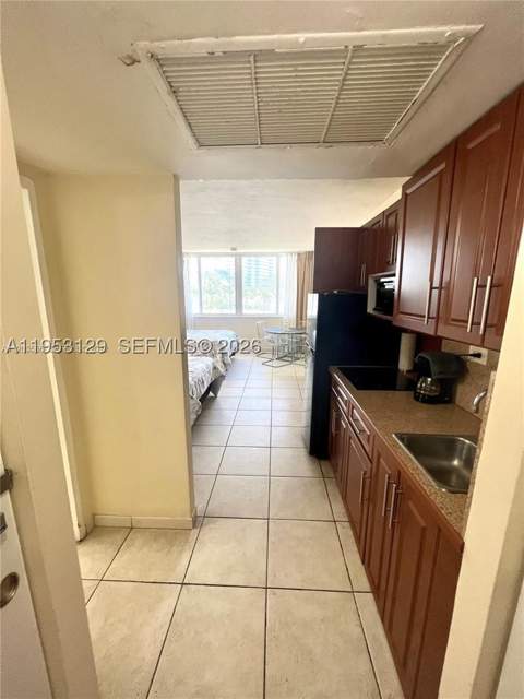 19201 Collins Ave 242, Sunny Isles Beach FL - photo 13 of 18