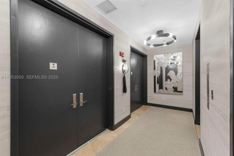3 bedroom Condominium at 100 S Pointe Dr 510, Continuum On South Beach, Miami Beach — photo 3