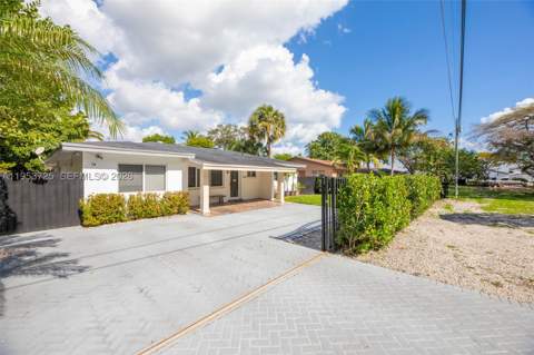 1765 NE 145th St, Miami FL - photo 6 of 67