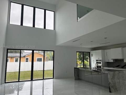 2 Hough Dr, Miami Springs FL - photo 7 of 24