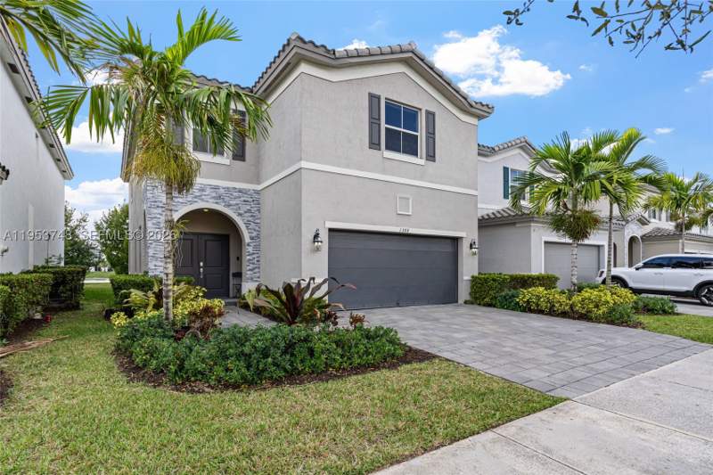 4 bedroom SingleFamilyResidence at 1388 SE 27th Ter, The Riviera, Homestead — photo 3