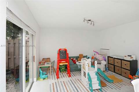 10921 NW 88th Ter 1303, Doral FL - photo 20 of 30