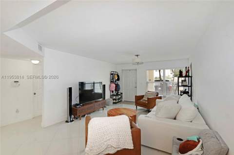 10921 NW 88th Ter 1303, Doral FL - photo 9 of 30