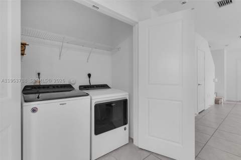 540 NE 5th Ter, Florida City FL - photo 8 of 18