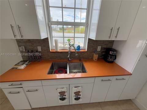 12202 SW 216th St, Miami FL - photo 10 of 30