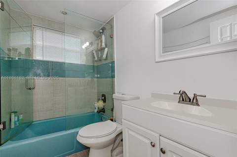 719 Euclid Ave 3, Miami Beach FL - photo 6 of 7