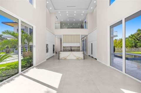 7301 SW 173rd St, Palmetto Bay FL - photo 6 of 51