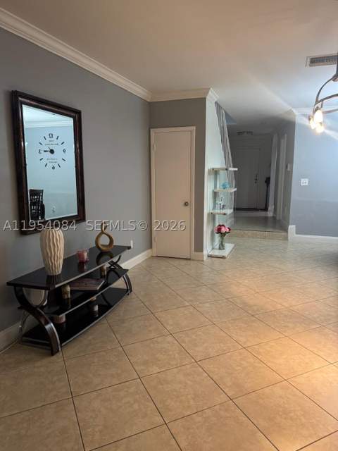 8370 SW 154th Ave 9, Miami FL - photo 15 of 36