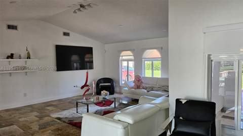 16400 SW 173rd Ave, Miami FL - photo 13 of 14