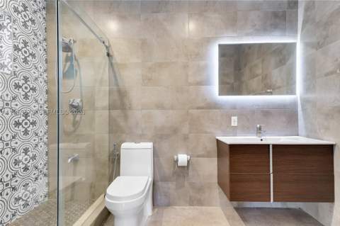 2247 NW 2nd St, Miami FL - photo 23 of 31