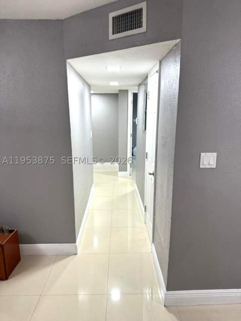5461 W 24th Ave 25, Hialeah FL - photo 15 of 21