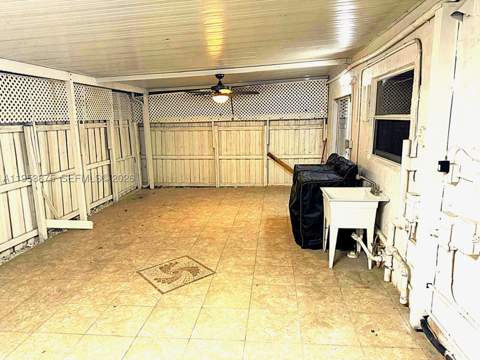 5461 W 24th Ave 25, Hialeah FL - photo 21 of 21