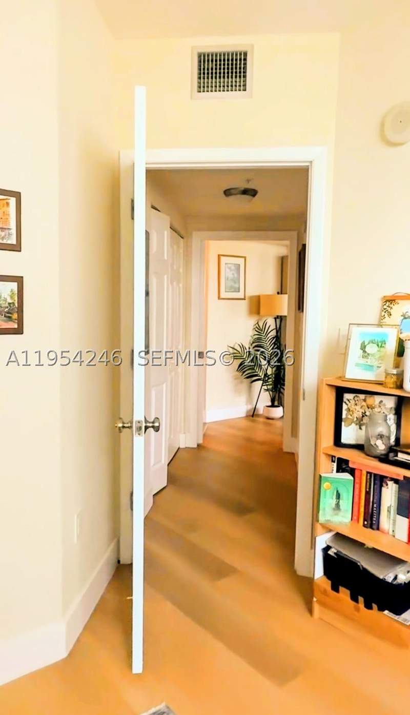 2 bedroom Condominium at 2000 N Bayshore Dr 801, Cite Condo, Miami — photo 4